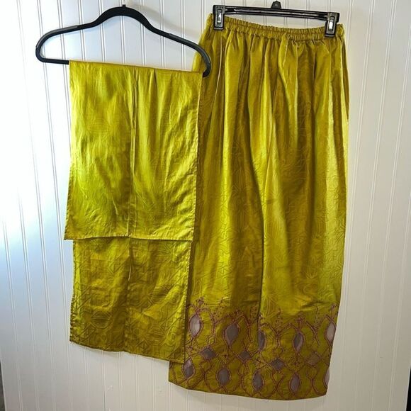 Rakus Fashion Skirt Suit With Scarf Women’s Size Medium Embroidered Sheer Button - Picture 7 of 7